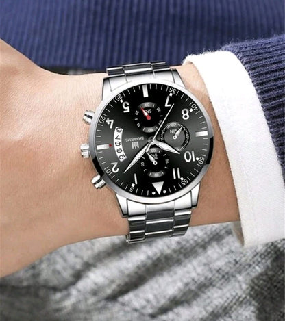 Montre Homme  Couleur Argent modèle 2085